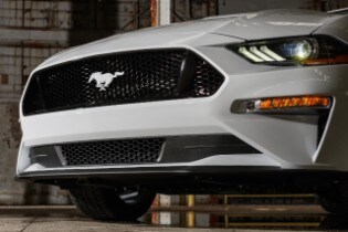 2022 Mustang Coupe Ice White Appearance Package